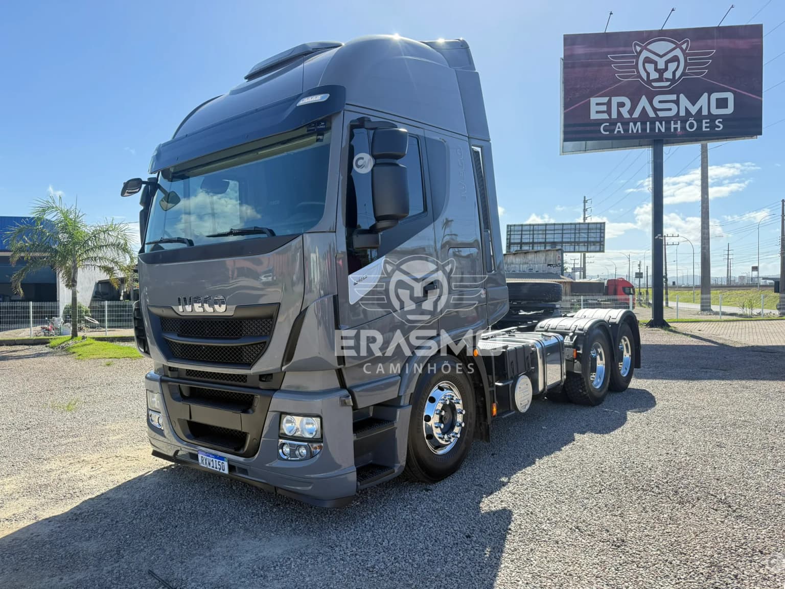 IVECO HI-WAY 6x2 2023