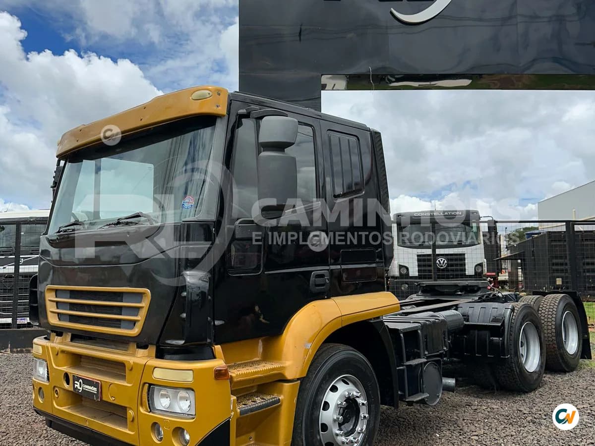 IVECO STRALIS HD 740-S42TZ 3-Eixos 2p (diesel) 2008 - Caminhão