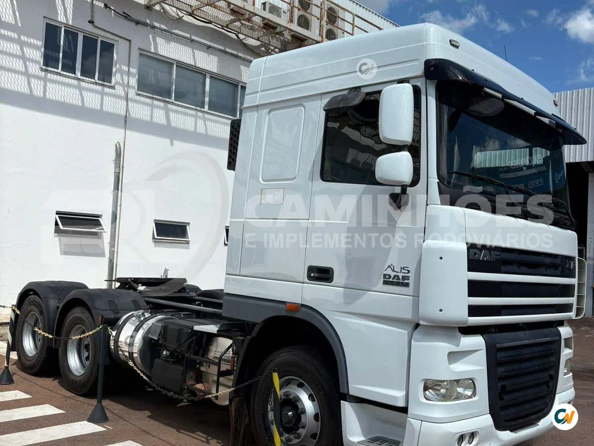 DAF XF 105 FTT 510 6x4 (diesel)(E5) 2017 - Caminhão